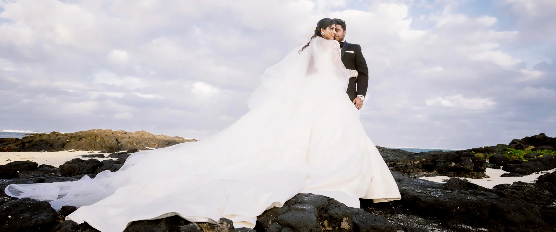 designer wedding dresses in Mumbai kimberley vivien